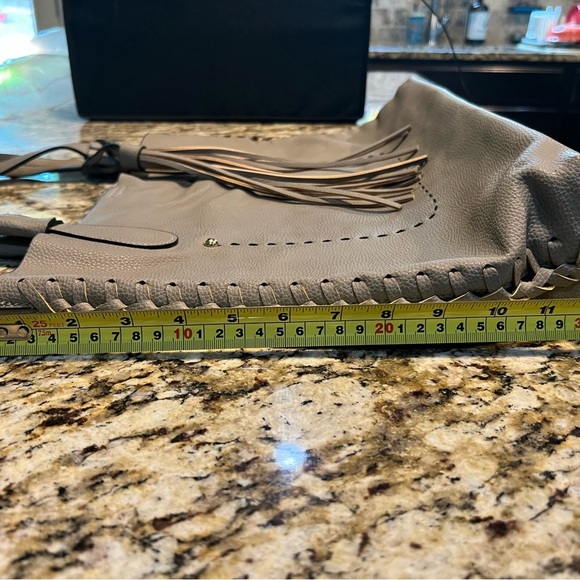 Chic Gray Tote Bag with Tassel Accent - Picture 8 of 8